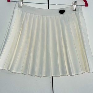 SUPER CLASSY WHITE TENNIS SKIRT